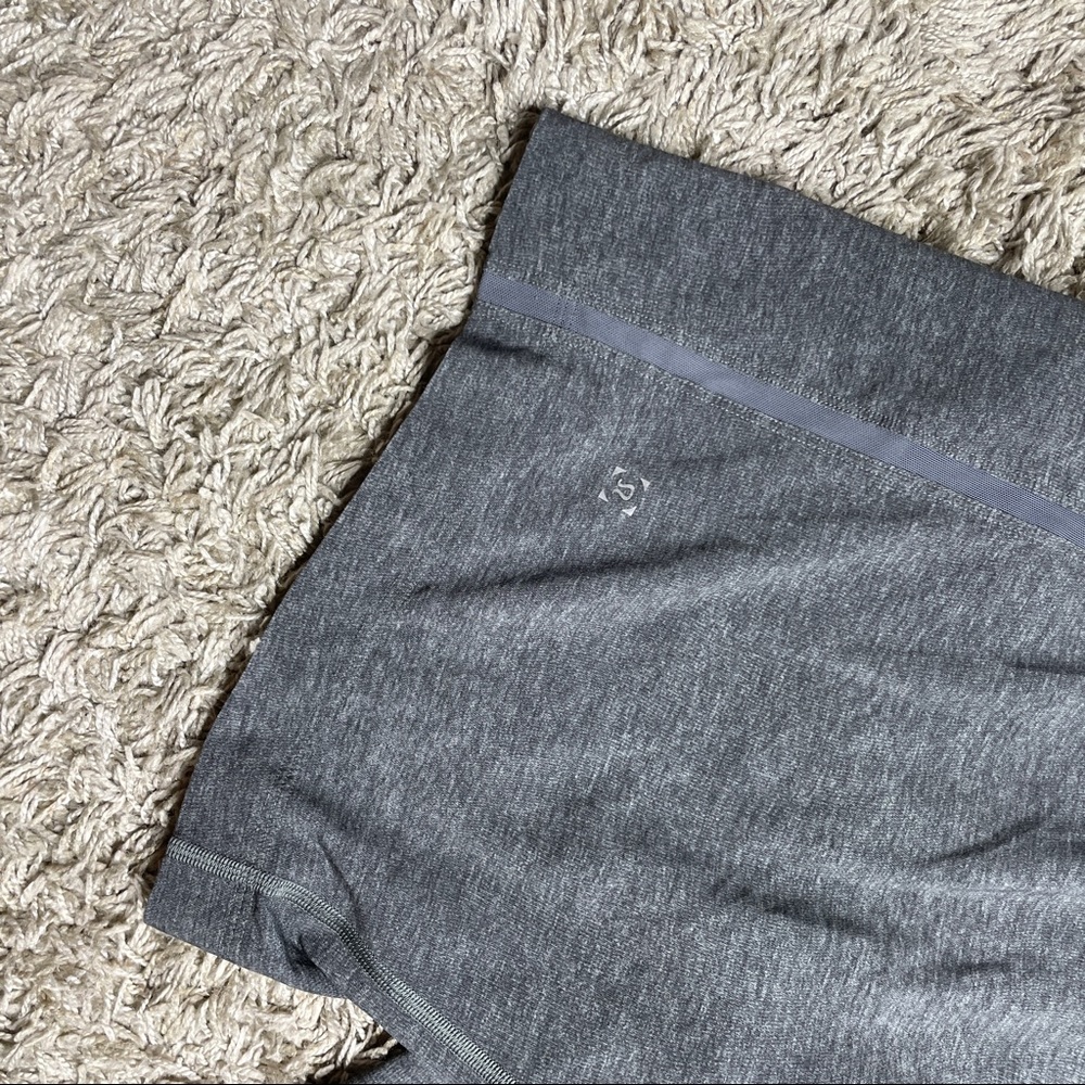 Mens Lululemon shorts S - Picture 3 of 5